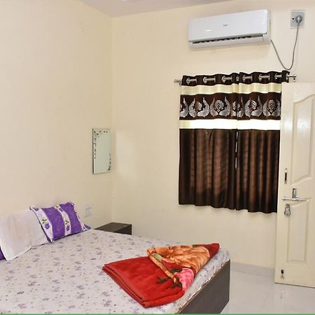 Hotel Shivalay Shegaon Ngoại thất bức ảnh